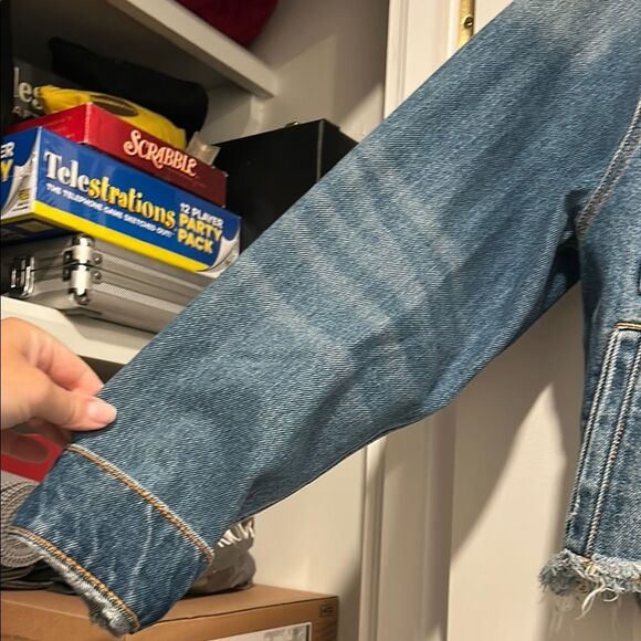 Hidden Distressed Blue Denim Jacket, Size Large - Picture 4 of 9